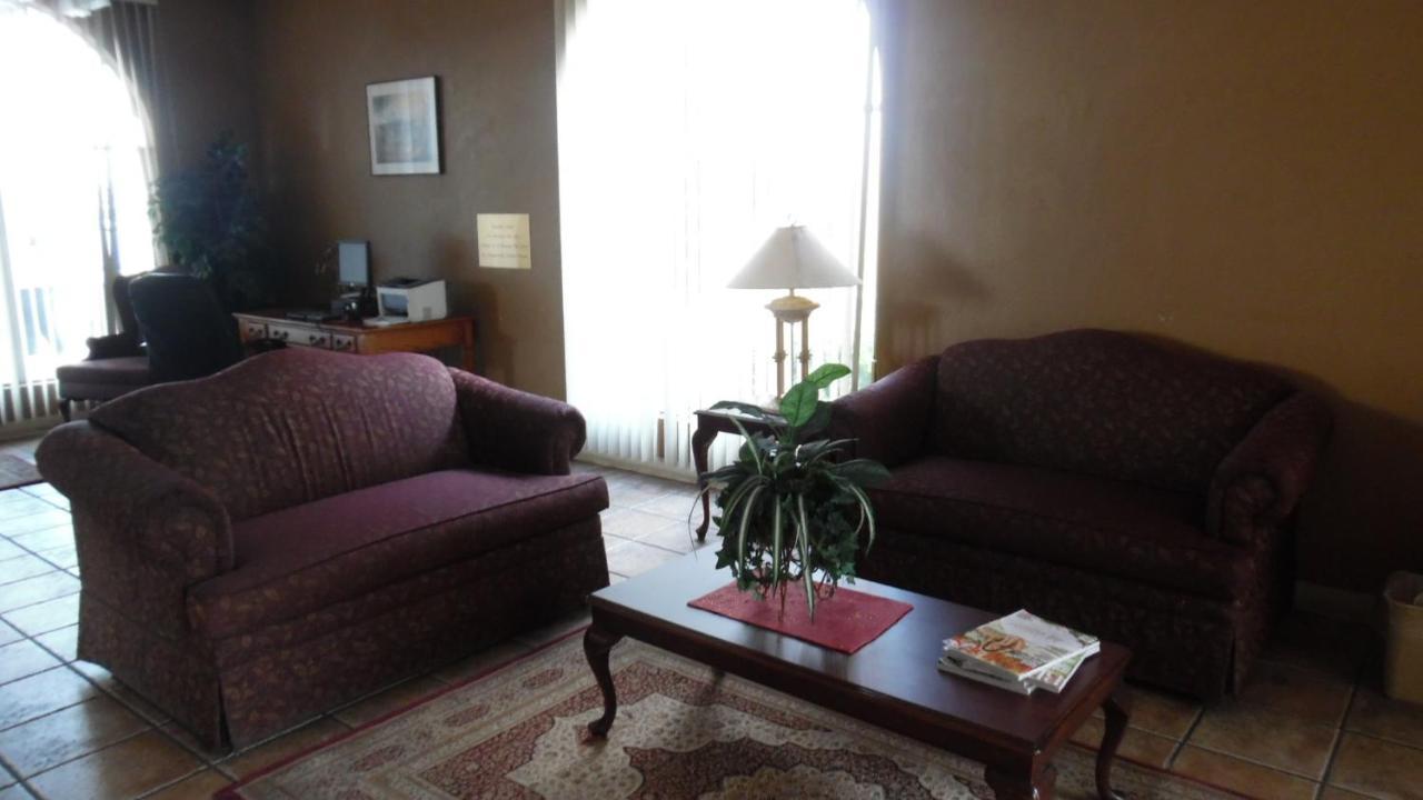 Red Roof Inn & Suites Oklahoma City Southwest Екстериор снимка